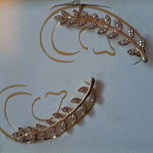 Gold leaf earrings